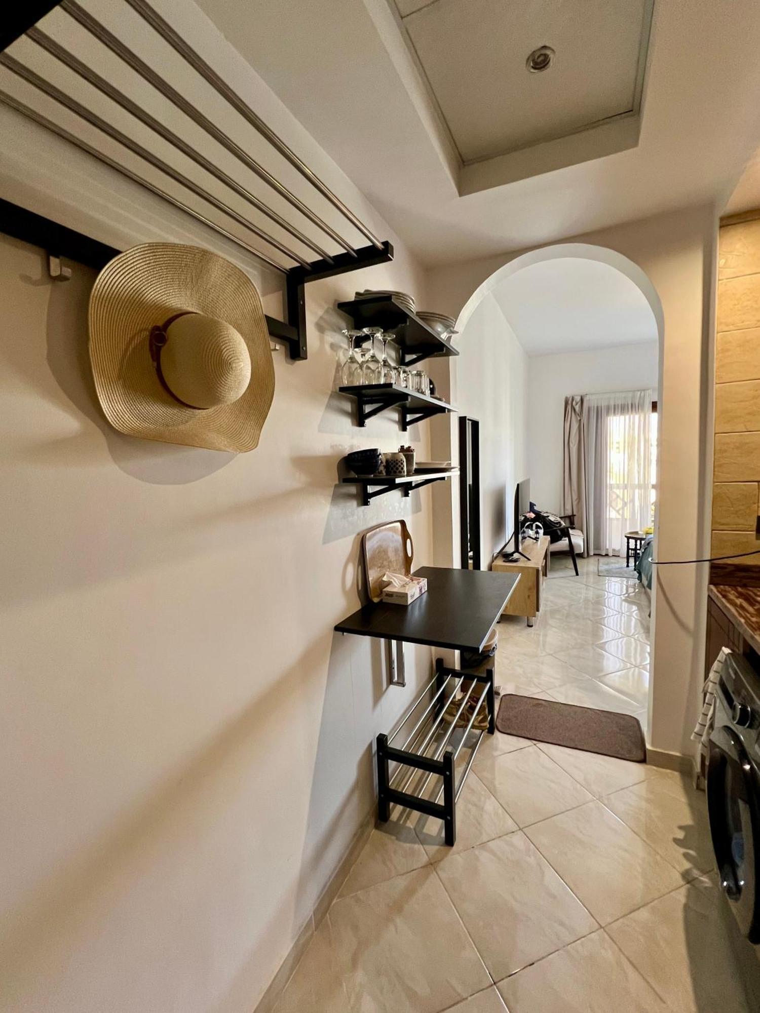 Luxury Beachfront Studio- Foreign Nationals Only Hurghada Exterior foto